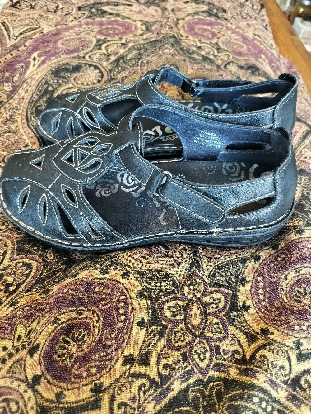Propét Jenna Black Leather Fisherman Sandals Closed Toe Comfort 8.5 W / 8.5D